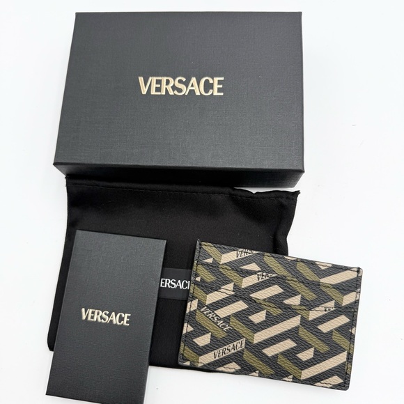 NEW Versace Card Holder - Picture 1 of 4